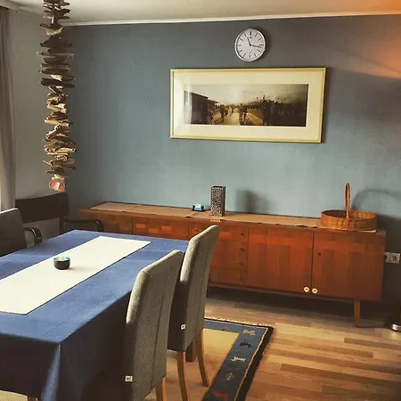 Blaues Haus Eifel 公寓 *